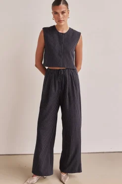 Blake Vest (Navy)