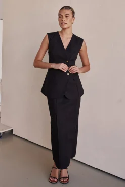 Blithe Vest (Black)