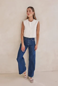 Dana Vest (White)